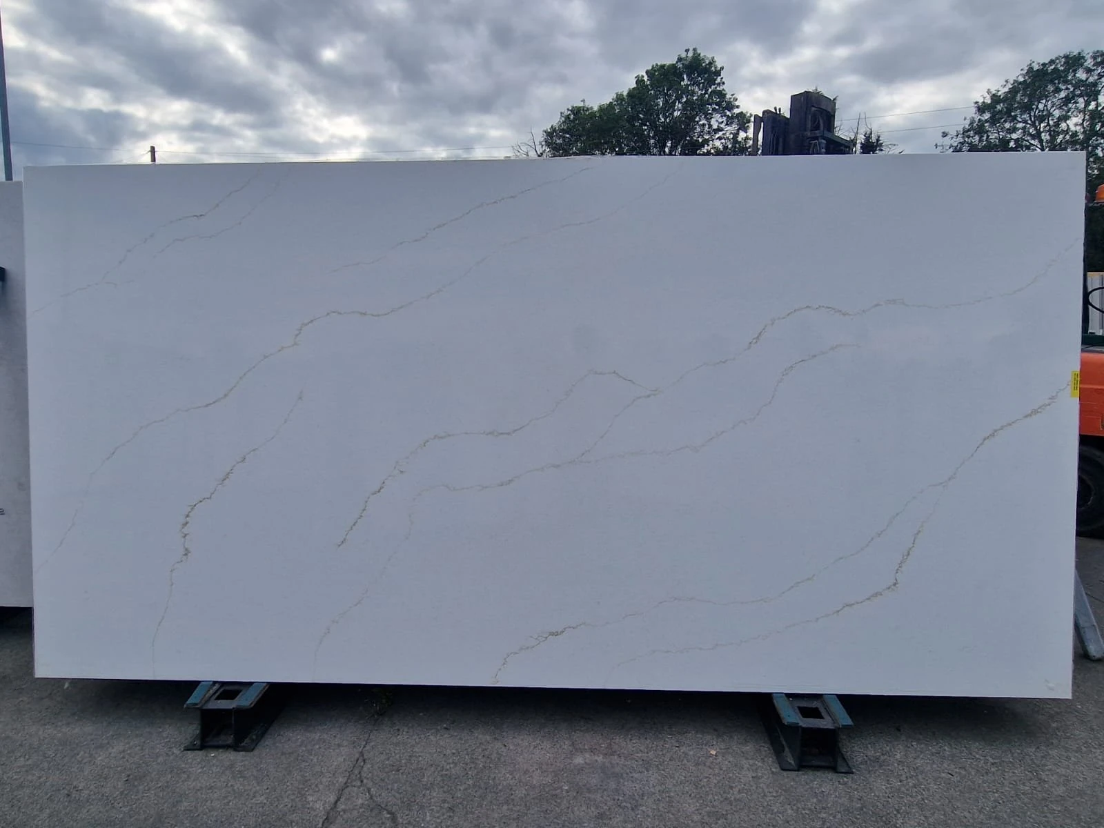 Sonata Gold original supplier colour reference